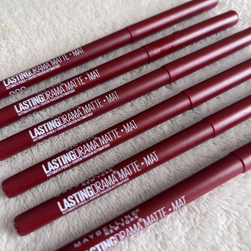 6 Maybelline Lasting Drama Matte Eyeliner in Shade 900 Rusty Terracotta